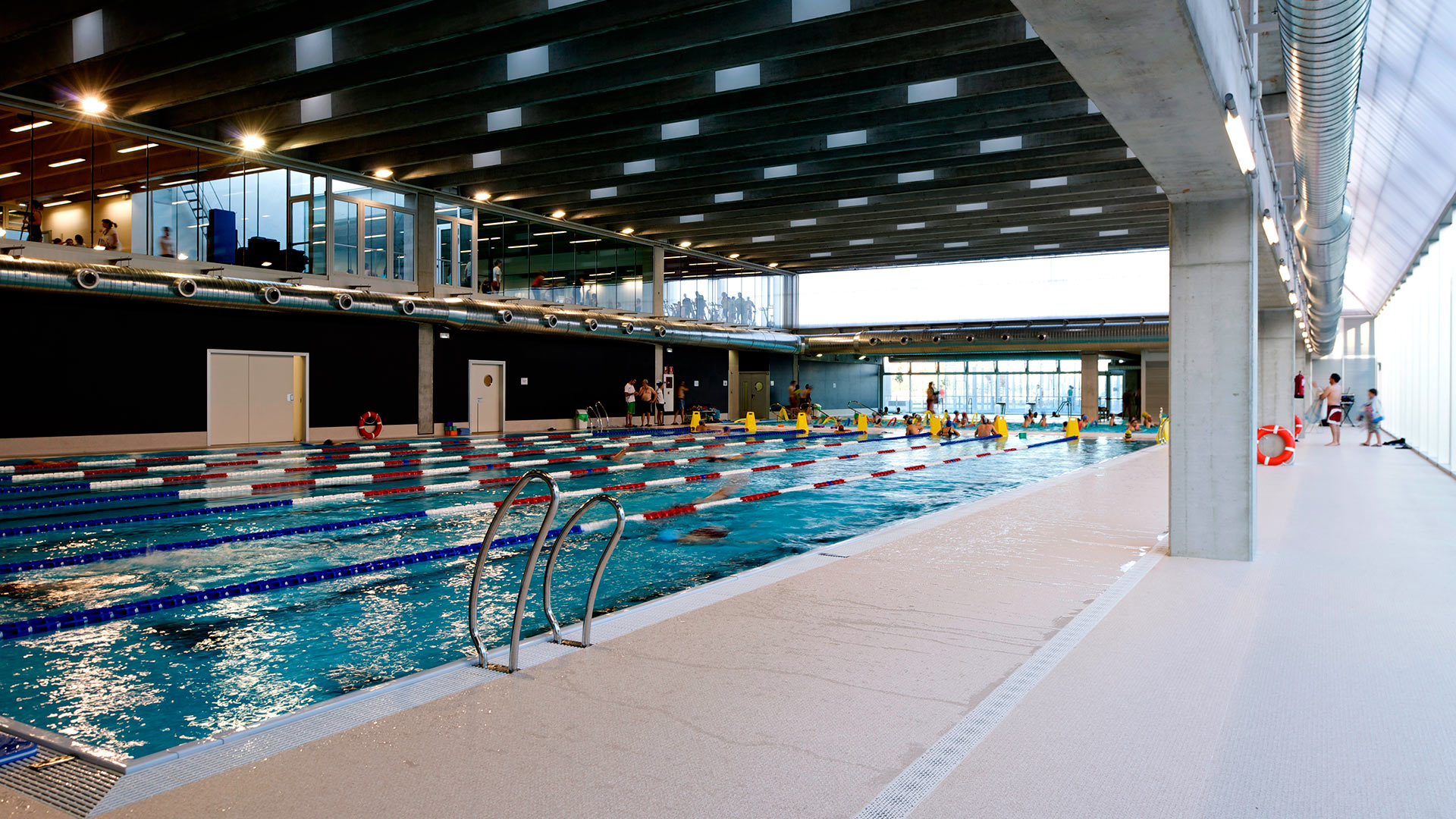 Piscina cubierta en Lleida