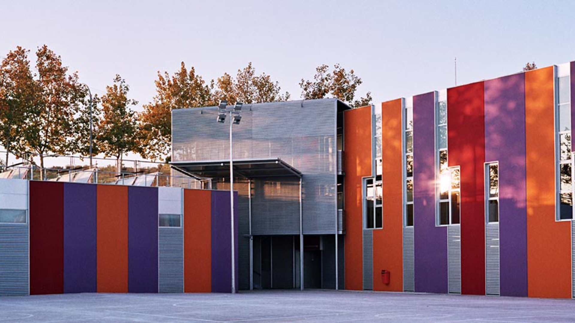 Picharchitects | Arquitectura sostenible - Escuela Roc Blanc en Terrassa