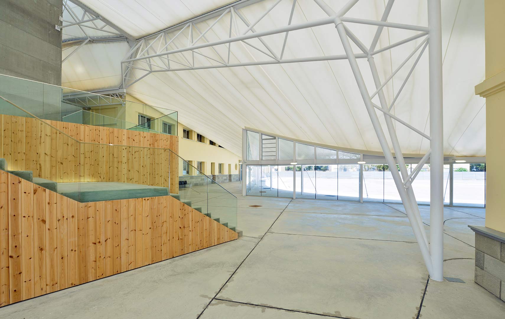 Magical-centro-audiovisual-gardeny-picharchitects-6